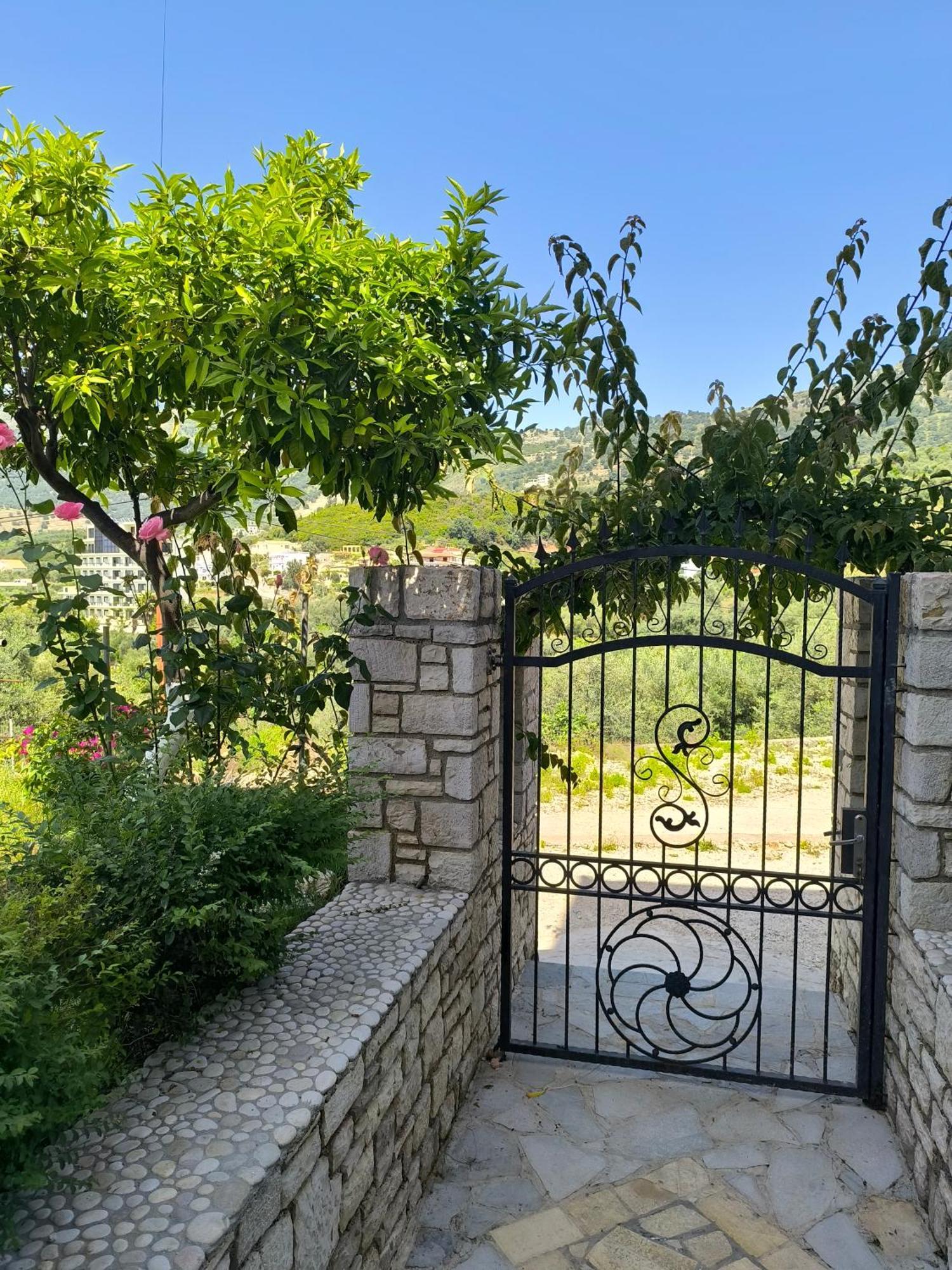 Villa Bodini Химара Экстерьер фото